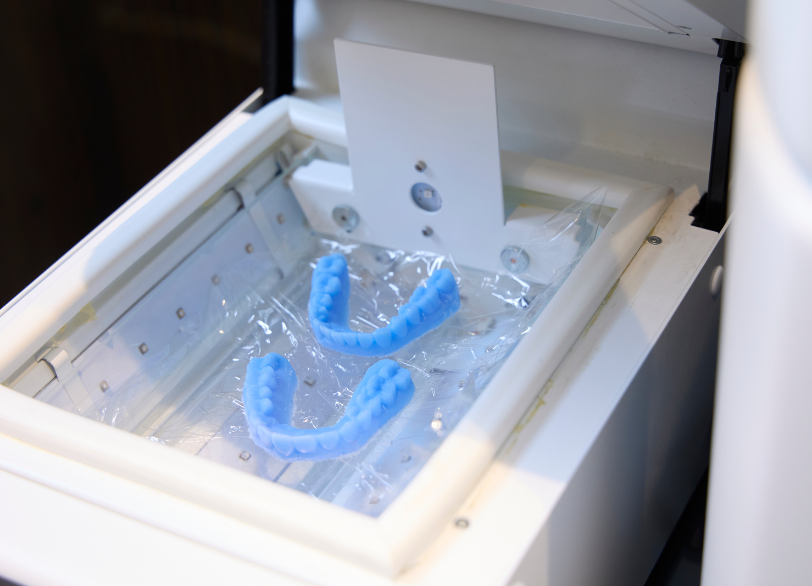 3Dプリンターと院内技工設備|ブライト歯科